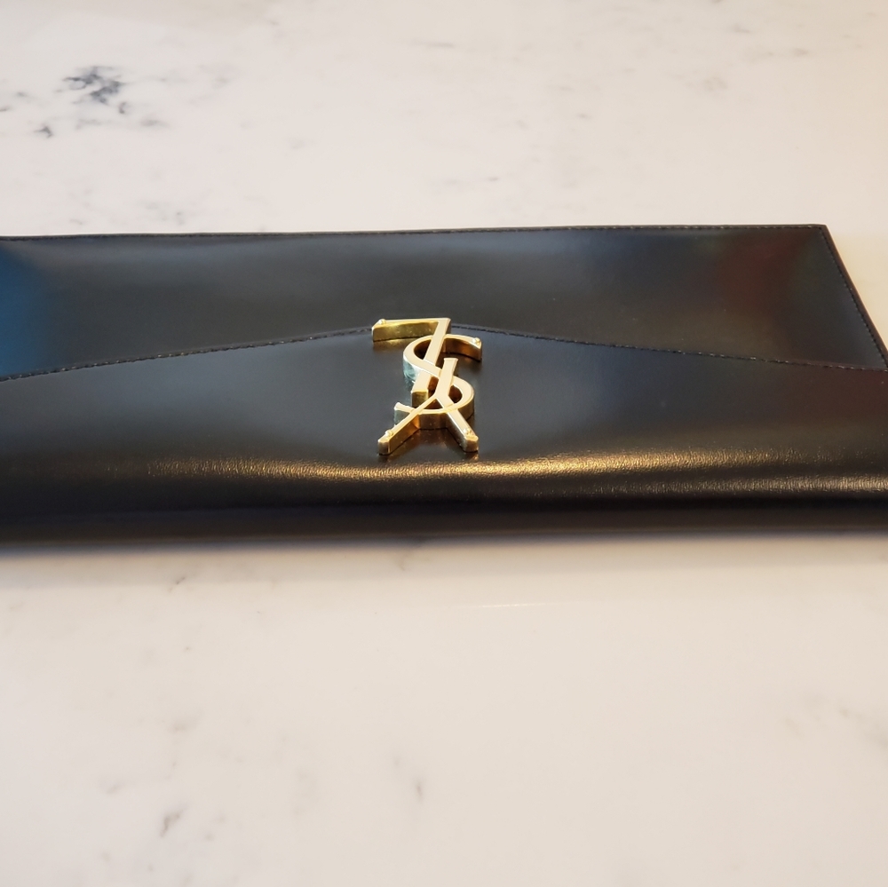 Black Saint Laurent Uptown Pouch - Picture 5 of 11